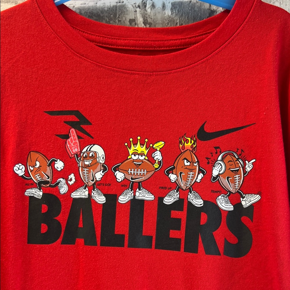 Boy's Nike Kids Red Ballers Graphic‎ Tee - Picture 2 of 5
